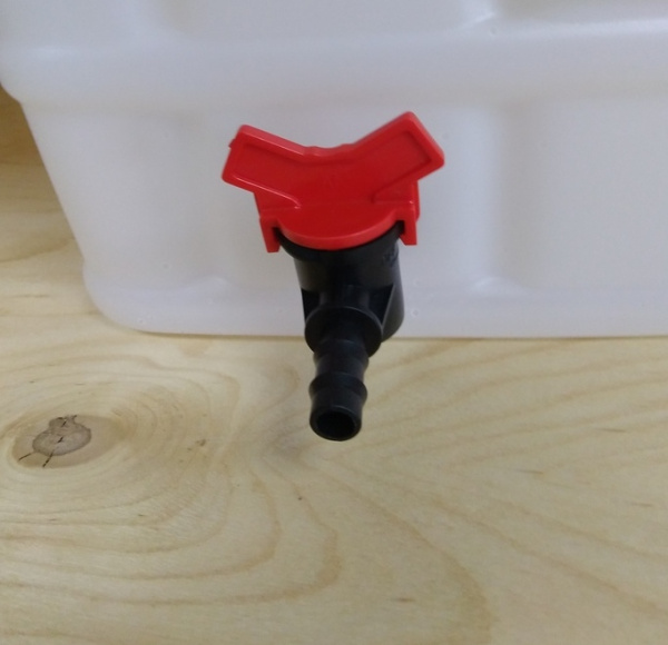 Емкость ЕПК-15 поения