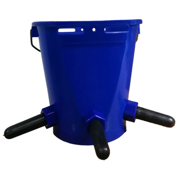 Ведро "Три соска" для жеребят