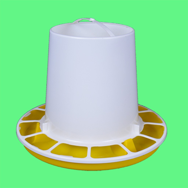 Бункерная кормушка 2,5кг