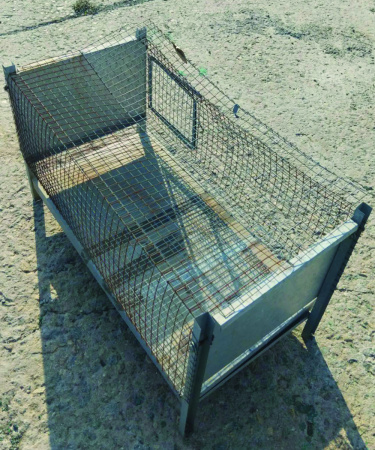 Уцененная клетка для кроликов откормочная. Лот №23