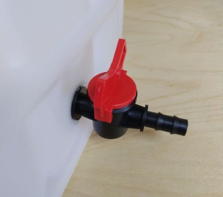 Емкость ЕПК-15 поения